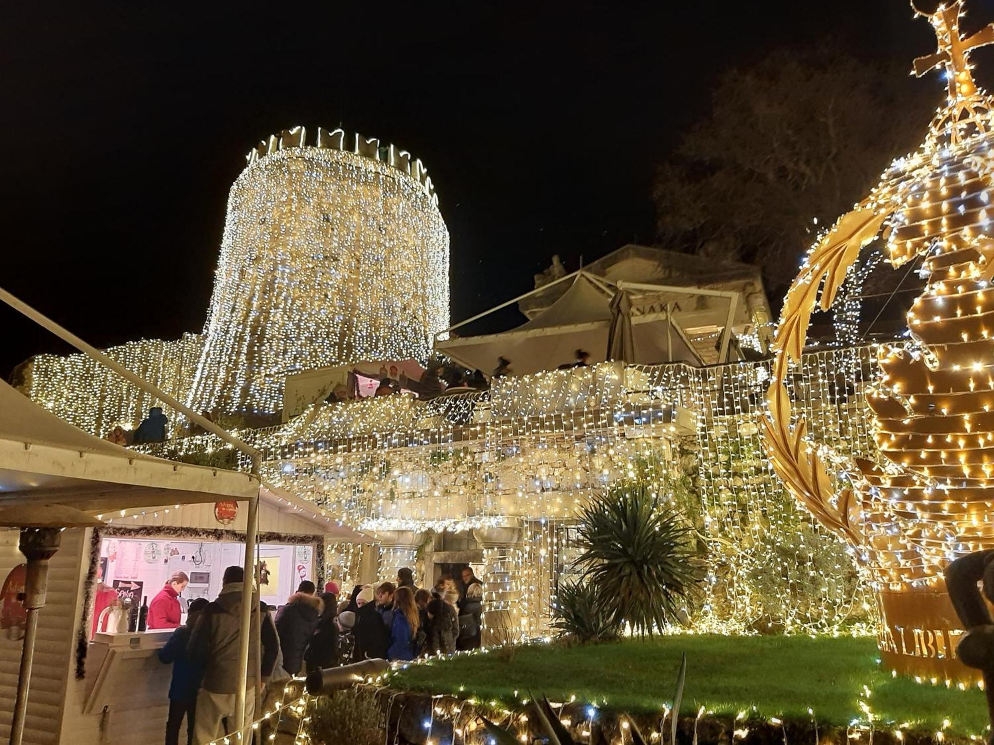 Apartment Lady Daniela Mit Meerblick In Lovran Εξωτερικό φωτογραφία